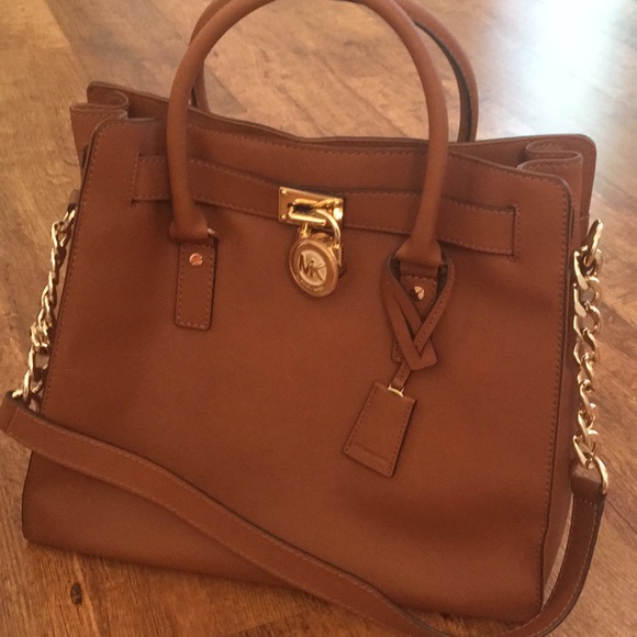 Michael Kors Handbags - Michael Kors Hamilton